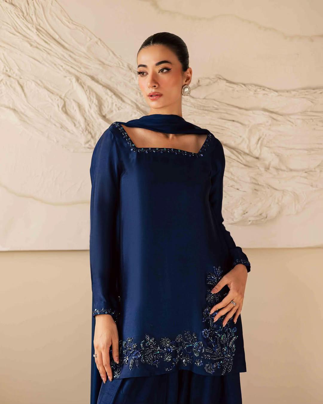 ZARA  ||  NAVY BLUE alternate view