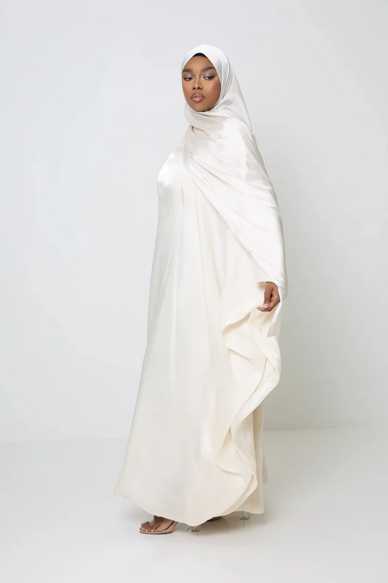 MOON || WHITE alternate view