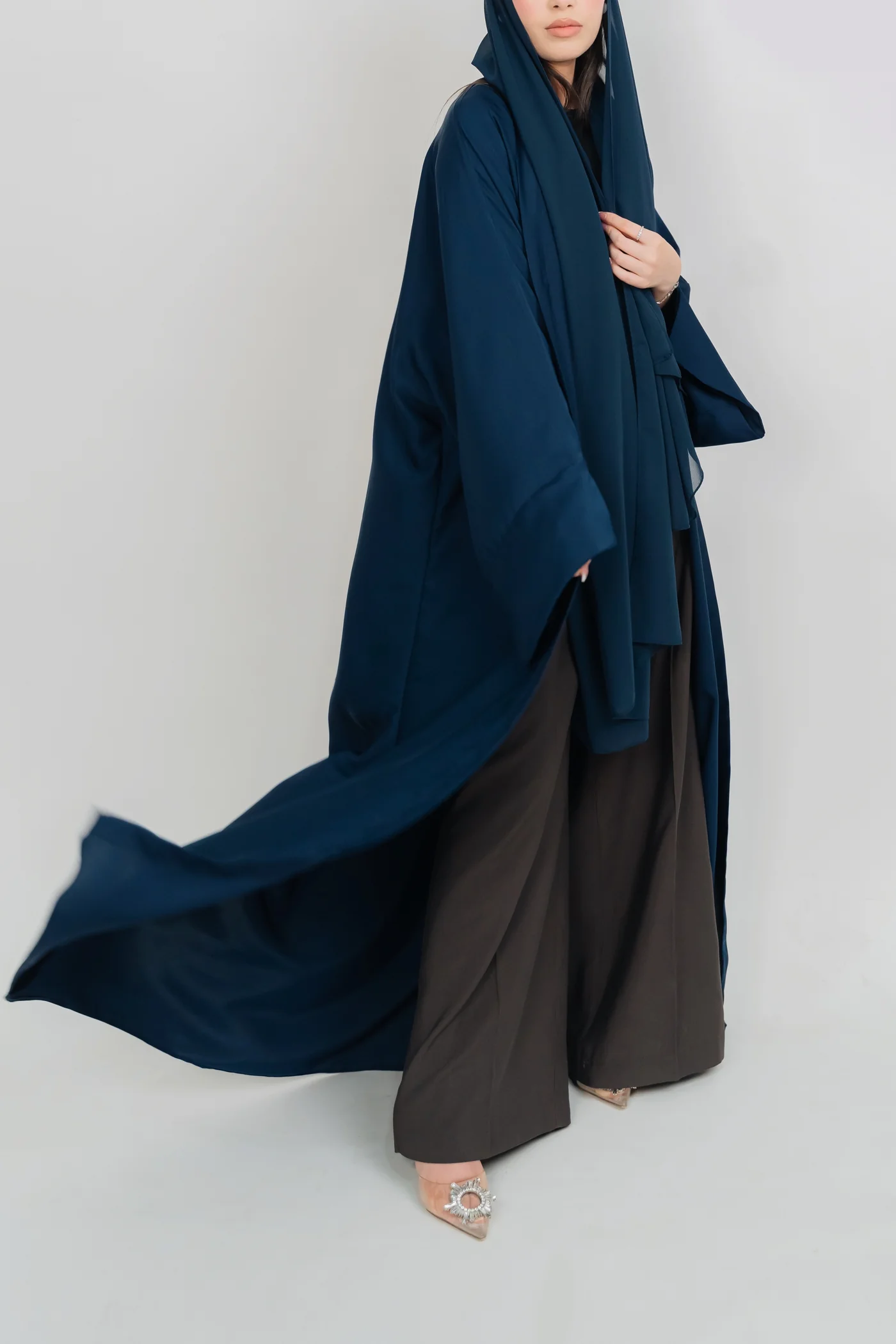 BURAA || NAVY BLUE alternate view